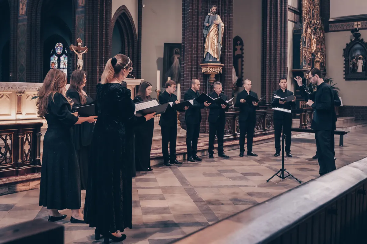 VoctEnsemble podczas koncertu 9 Kart w Archikatedrze Łódzkiej