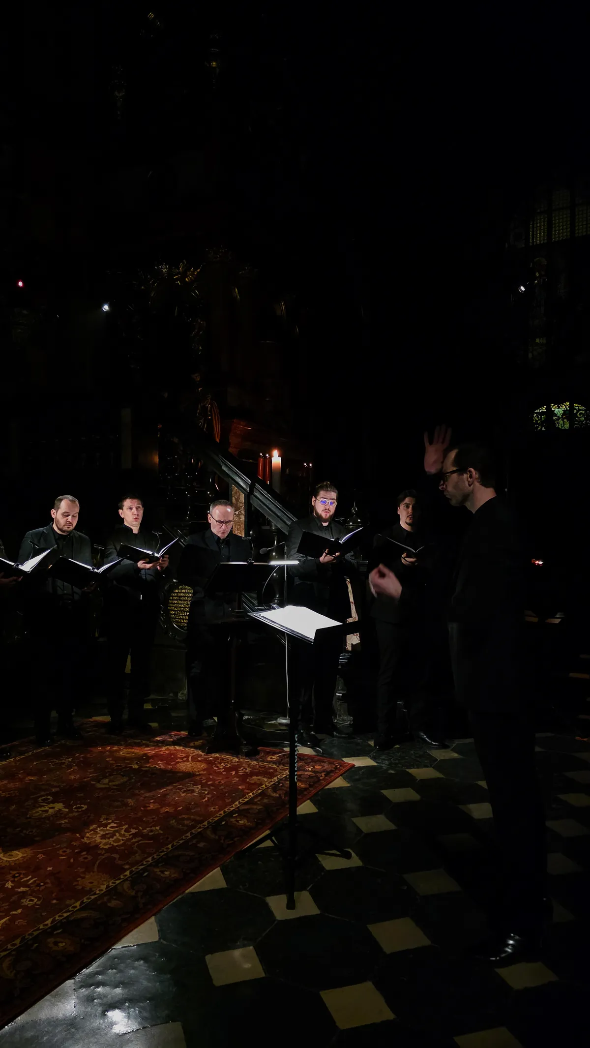 VoctEnsemble podczas koncertu Hymn Poległym w Bazylice Mariackiej w Krakowie